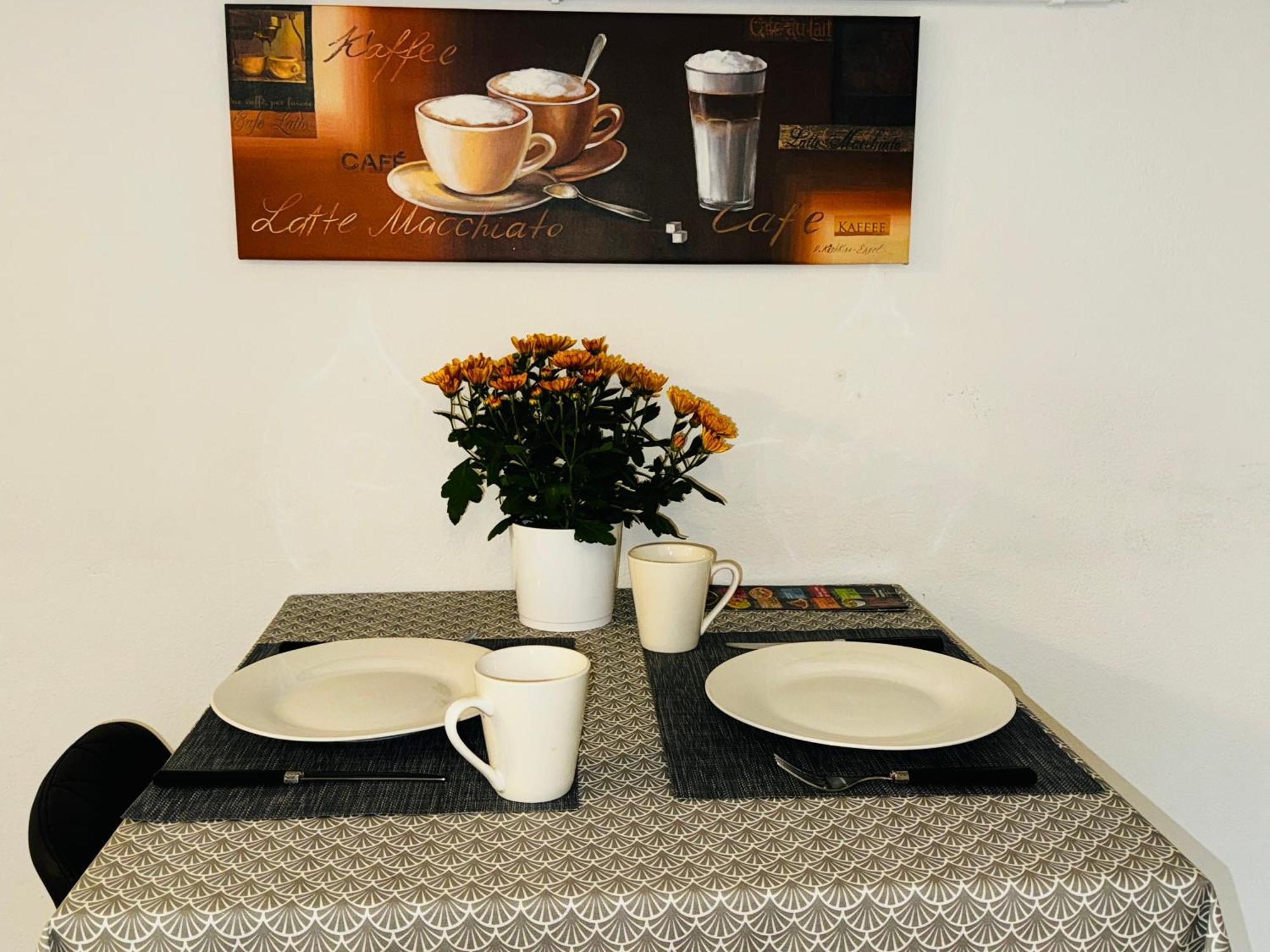 Tulip Path 3, Ferien & Monteur Wohnung 멜레 외부 사진
